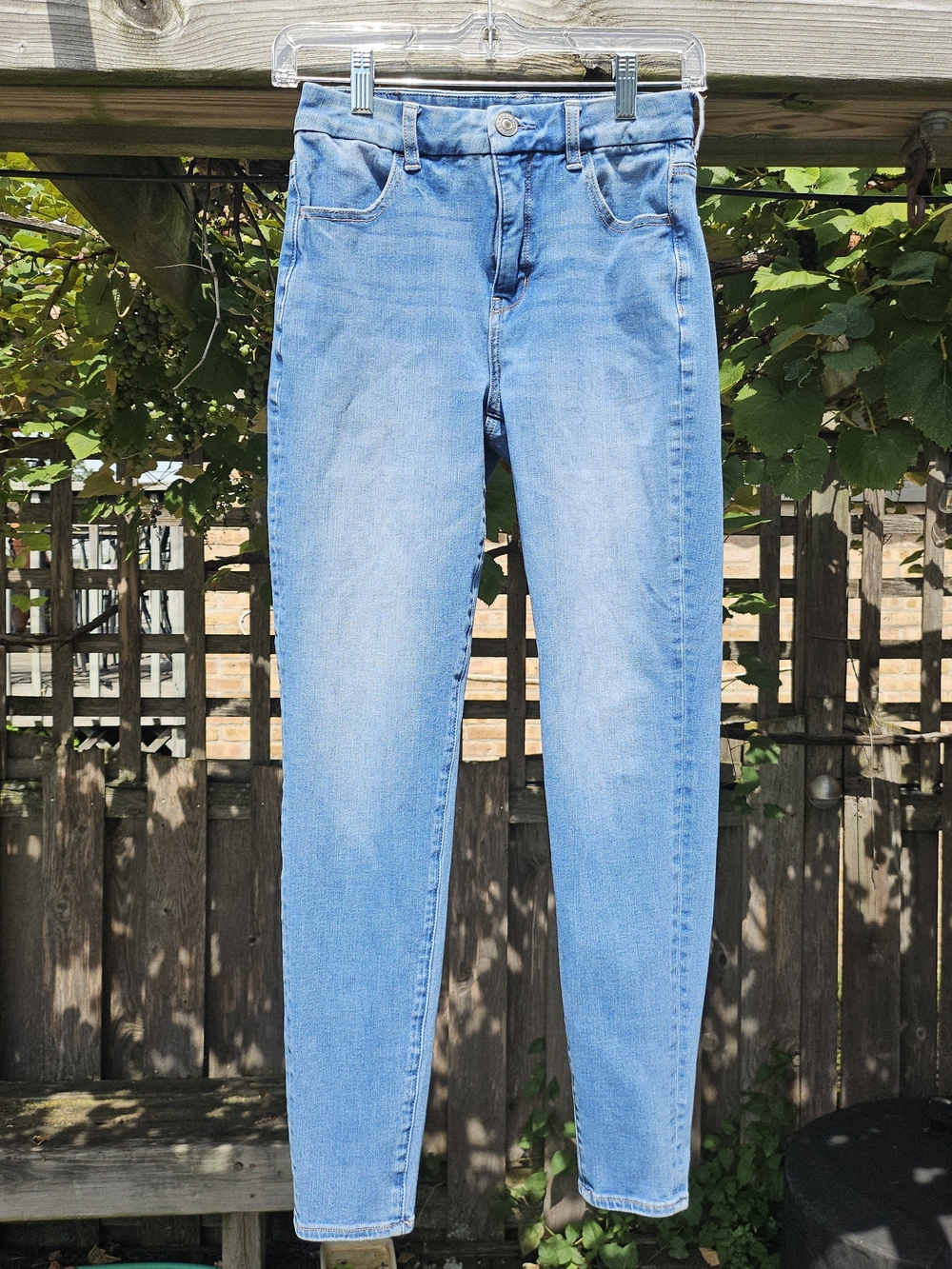 EUC American Eagle Outfitters Dream Skinny Jean Size 4 Regular